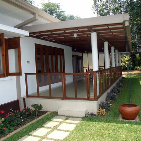 Serene Villa Ratnapura Exteriér fotografie